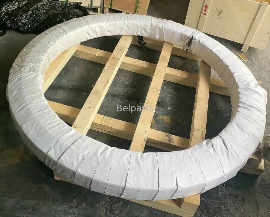 محمل دوران 349E لقطع غيار الحفارات 333-3044 3333044 حلقة الدوران