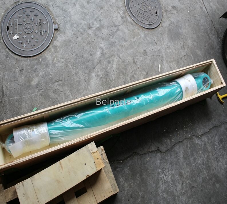 أسطوانة ذراع حفار هيدروليكية SK210-8 لقطع غيار حفارات كوبلكو YN01V00151F2 ما بعد البيع بجودة عالية