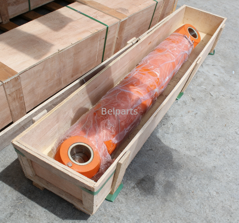 PC60-6 اسطوانة الذراع الهيدروليكية لقطع غيار حفارة كوماتسو 201-63-02210 ما بعد البيع جودة عالية
