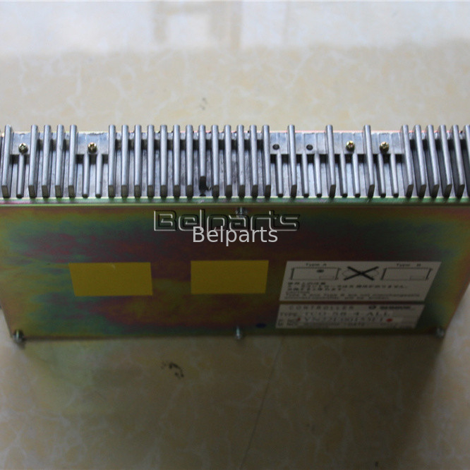 محركات الآلات SK210-6 SK210-6E SK200-6E وحدة تحكم المحرك YN22E00153F1 لوحة الكمبيوتر للحفارة
